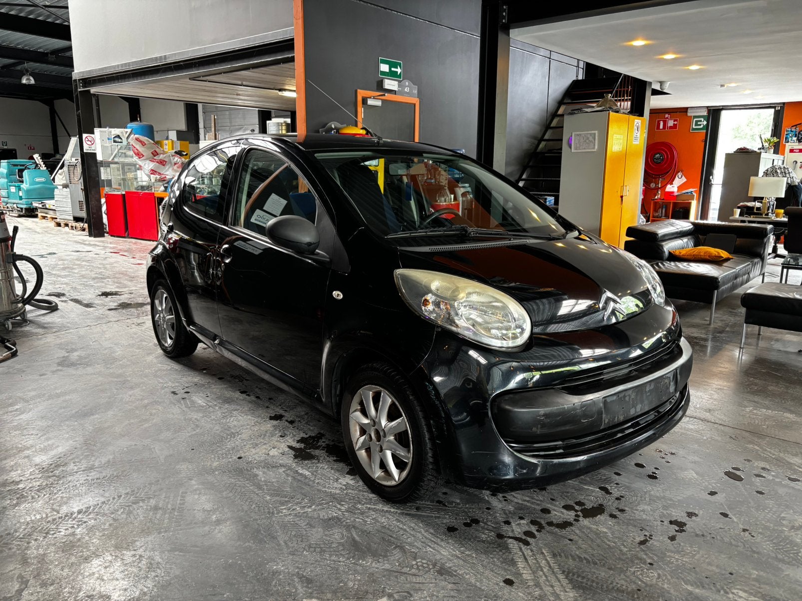 CITROËN C1 / 12 MOIS DE GARANTIE, Auto's, Citroën, Voorwielaandrijving, Stof, 50 kW, Zwart