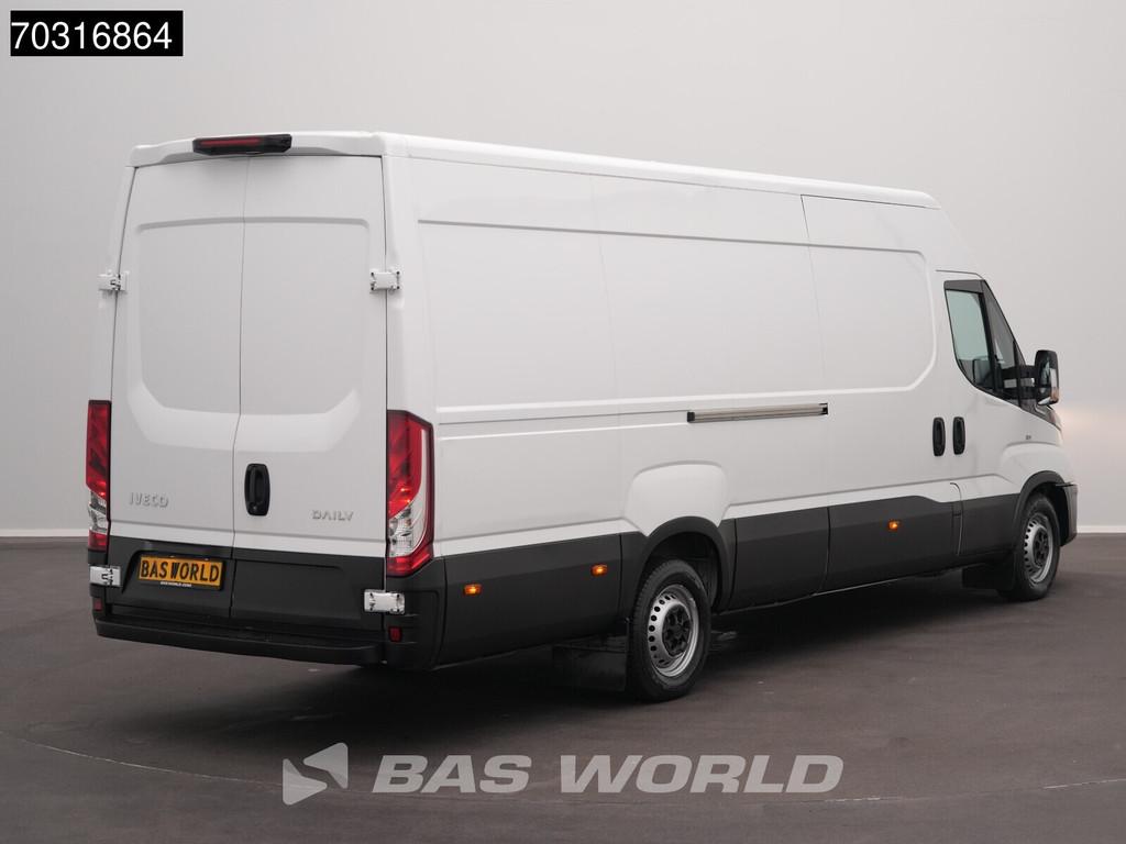 Iveco Daily 35S16 Automaat L3H2 160PK Airco Camera Parkeerse, Auto's, Automaat, Stof, Gebruikt, Euro 6