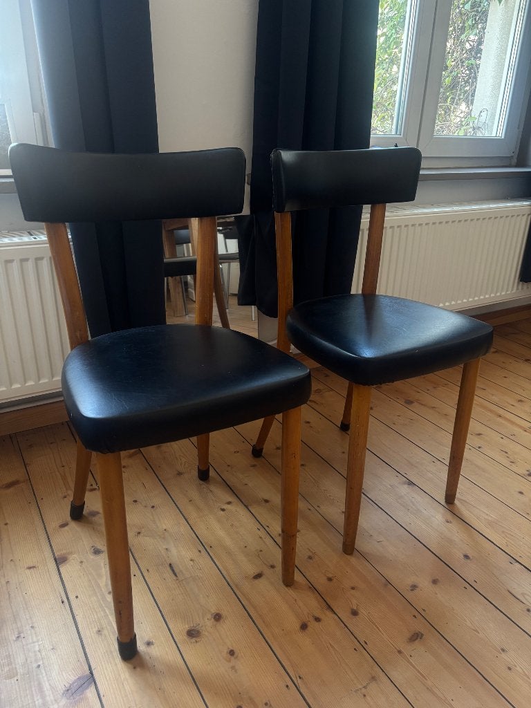Twee stoelen, Ophalen, Gebruikt, Zwart, Twee