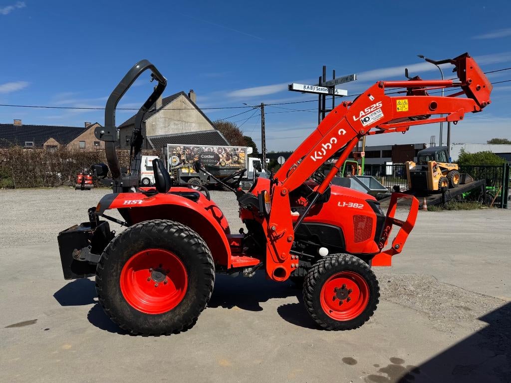 Tracteur KUBOTA L1-382, Divers, Enlèvement