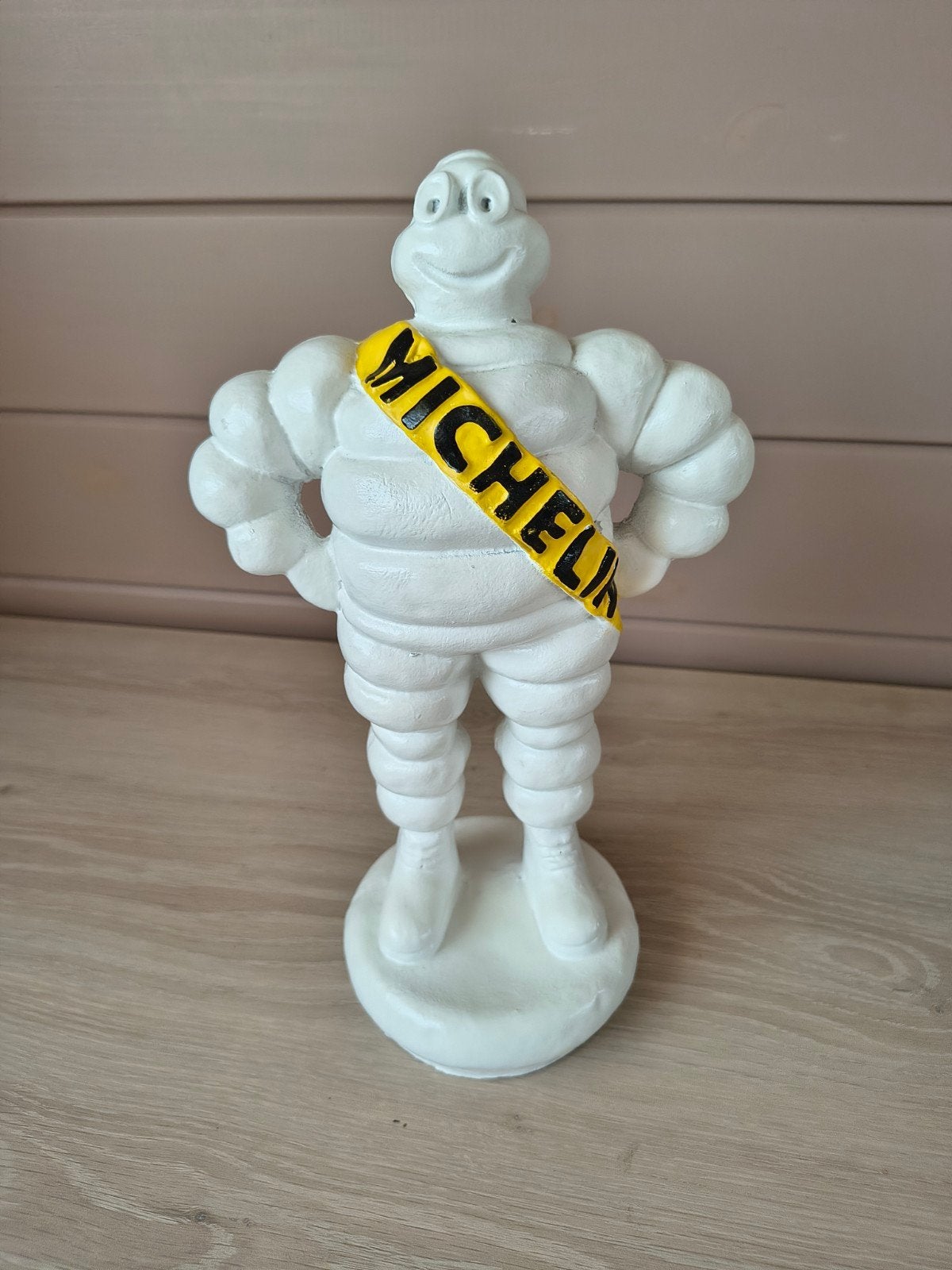 Statue Michelin Bibendum, Enlèvement ou Envoi