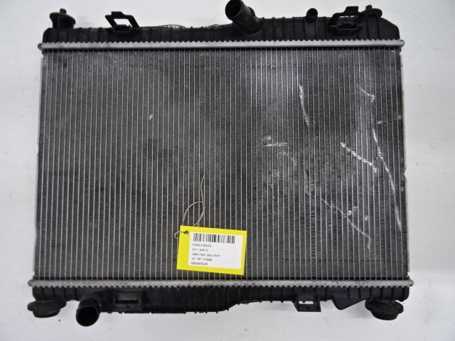 RADIATEUR Ford Fiesta 6 (JA8) (01-2008/01-2018) (8V518005DG), Gebruikt, Mevr. I. Hauben, Ford, Rue de l'Espoir 34 34
4030  GRIVEGNÉE, BE