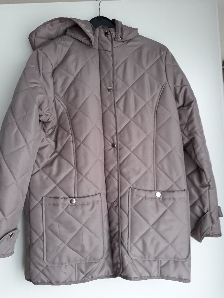 „DAMART” KLEDING, Ophalen, Zo goed als nieuw