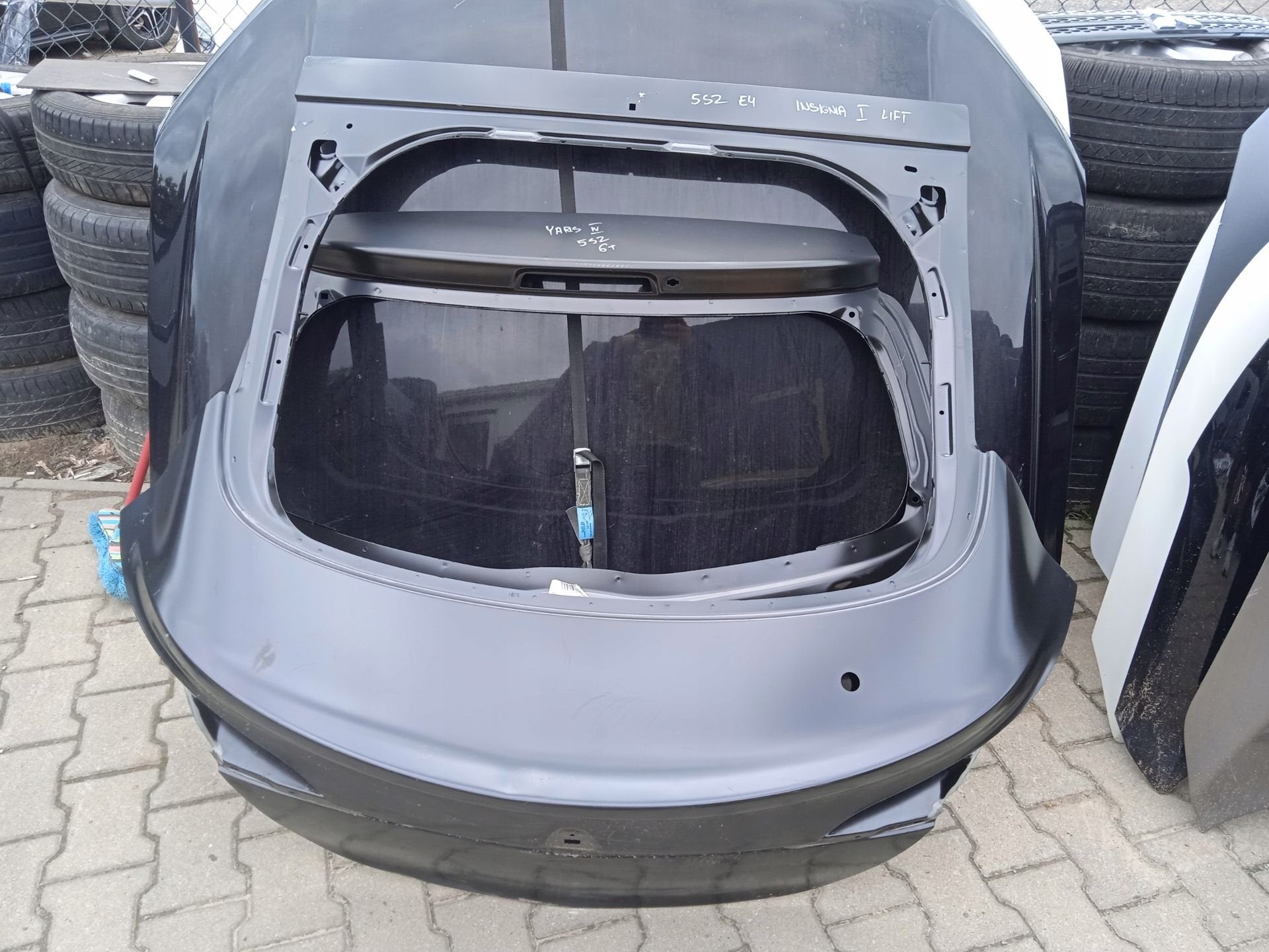 Hayon l vateur Opel Insignia A1 HB, Opel Automobile GmbH, Porte, Opel, Bahnhofsplatz 1
65423  Russelsheim am Main, DE