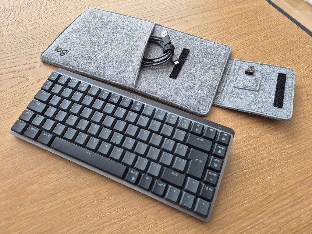 Logitech MX Mechanical Mini + MX Keyboard Sleeve, Logitech, Ophalen of Verzenden, Draadloos, Qwerty