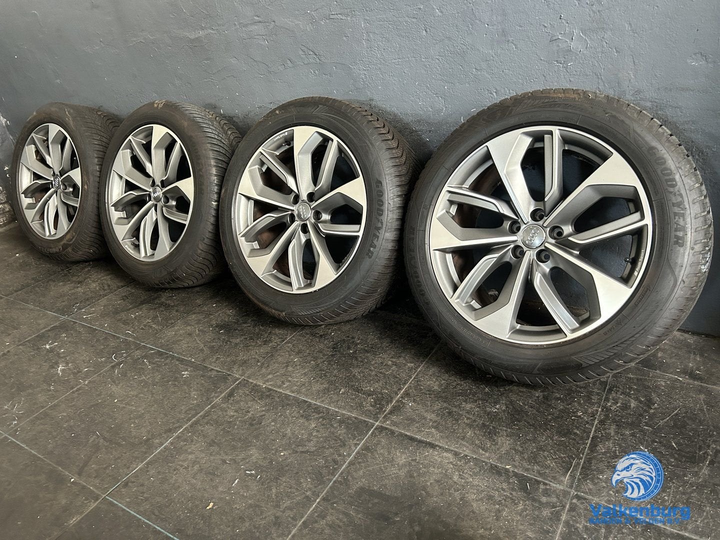 7-8mm! Originele Audi E-Tron 4KE Q7 4M Q8 4M8 20 inch antrac, Auto-onderdelen, Gebruikt, 255 mm, -, -