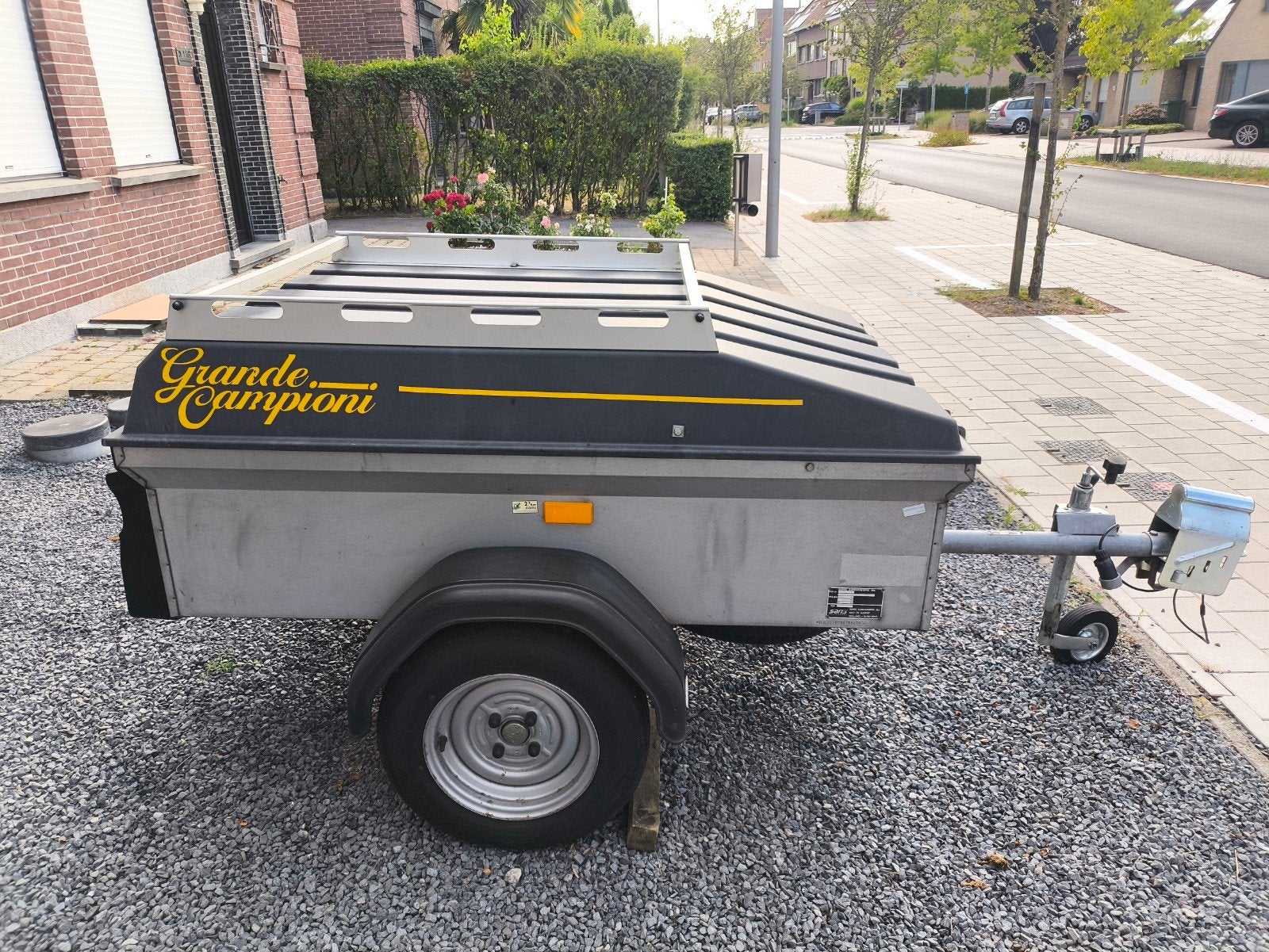 Grande Campioni Saris gesloten aanhangwagen, Auto diversen, Aanhangers en Bagagewagens, Ophalen