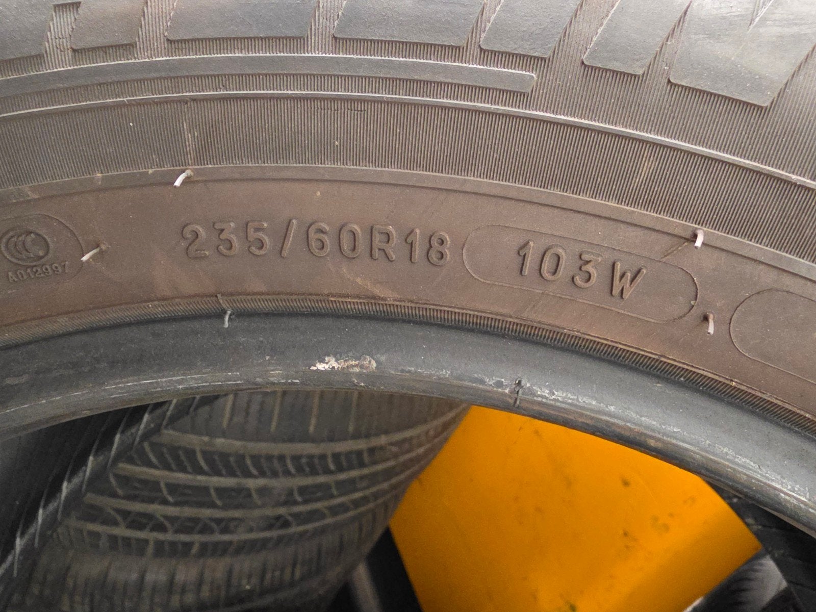 235/60 r19 Michelin  23560r18, Enlèvement ou Envoi