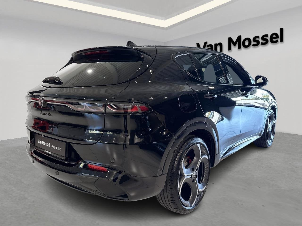Alfa Romeo Tonale 1.5 175 MHEV Veloce FWD, Auto's, 129 g/km, 700 kg, Zwart, Bedrijf