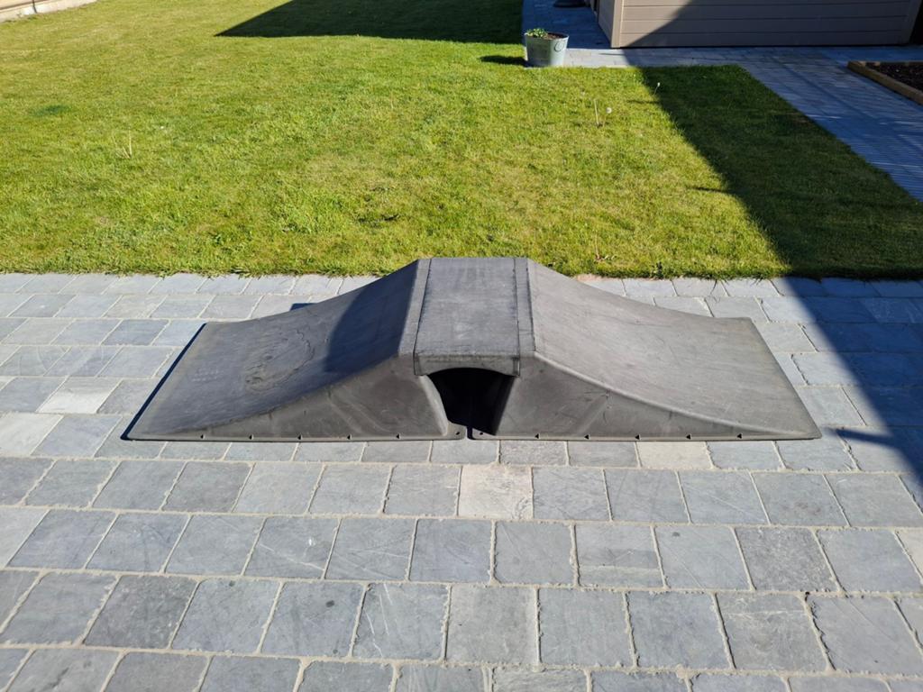 Dubbele skateramp, Ophalen, Gebruikt