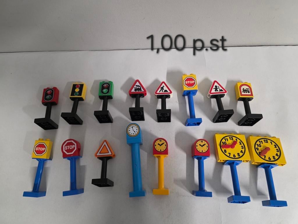 Lego duplo poppetjes dieren verkeers aanduidingen, Kinderen en Baby's, Ophalen of Verzenden, Duplo