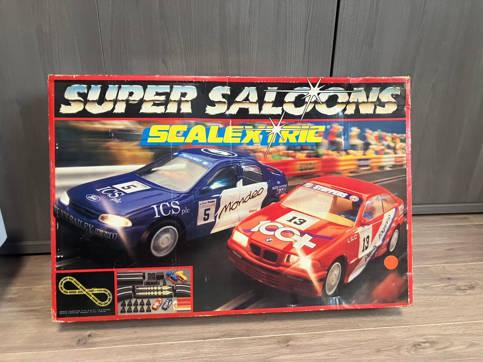 Race baan bmw en ford, Kinderen en Baby's, Speelgoed | Racebanen, Overige merken, Zelf te bouwen, Ophalen of Verzenden, Elektrisch