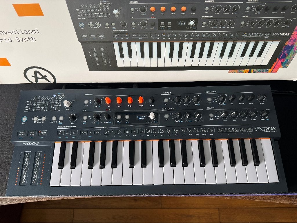 Arturia MiniFreak, Muziek en Instrumenten, Ophalen, Zo goed als nieuw, Overige aantallen, Overige merken