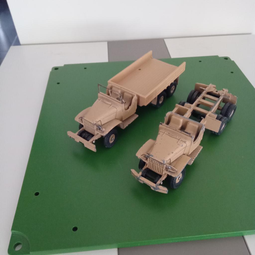 DINKY TOYS 2 GMC MILITARY, Envoi, Dinky Toys