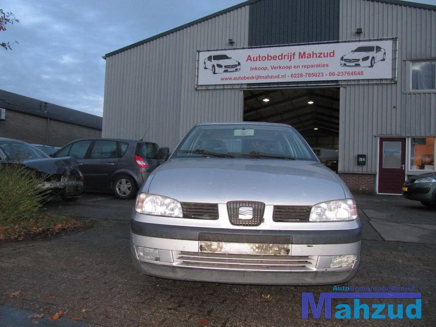 SEAT IBIZA 2 6K1 1.4 16V Versnellingsbak 5 bak handbak, Autovia A-2, Km 585 585
08760  Martorell, ES, SEAT S.A., Utilisé, Customercare@seat.es