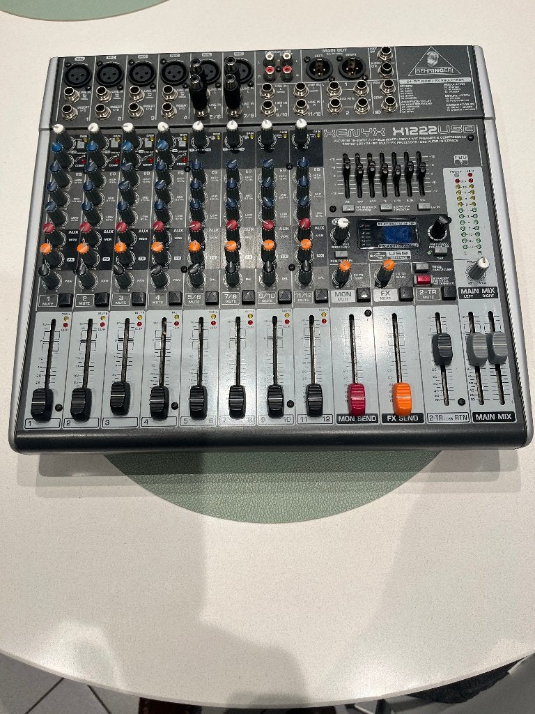 Mengpaneel BEHRINGER X1222 usb, Muziek en Instrumenten, Mengpanelen, Ophalen, Zo goed als nieuw, 5 tot 10 kanalen, Microfooningang