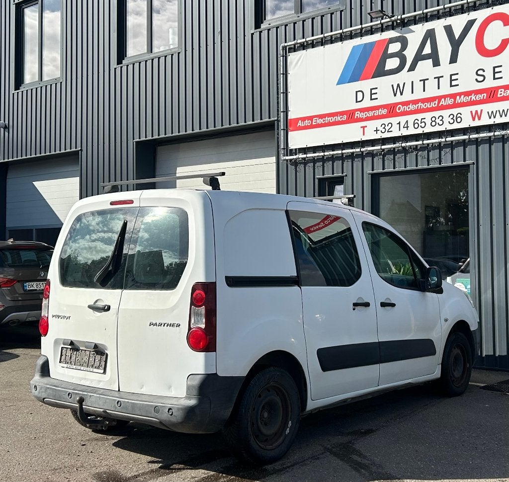 Peugeot Partner 2013 Trekhaak 1.6 HDI 158.000km's!, Euro 5, 1600 cc, Bedrijf, Te koop