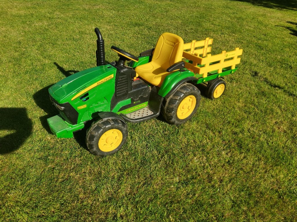 Peg Perego John Deere Tractor met aanhanger 12 V, Enfants & Bébés, Utilisé