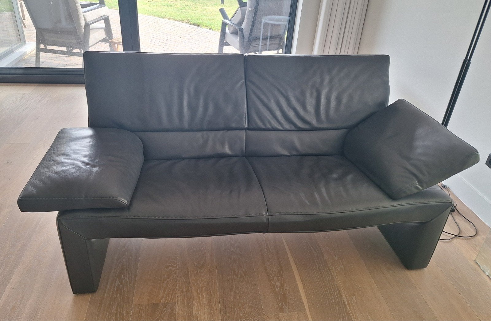 Jori Espalda 2x 2,5-zit en voetbank lederen design zetel, Huis en Inrichting, Ophalen, Gebruikt, Design, 150 tot 200 cm