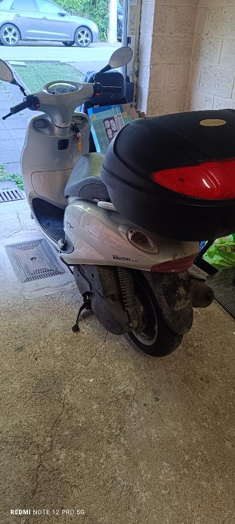 Scooter 125 cc, Fietsen en Brommers, Scooters | Yamaha, Gebruikt, Overige modellen, Benzine, Ophalen