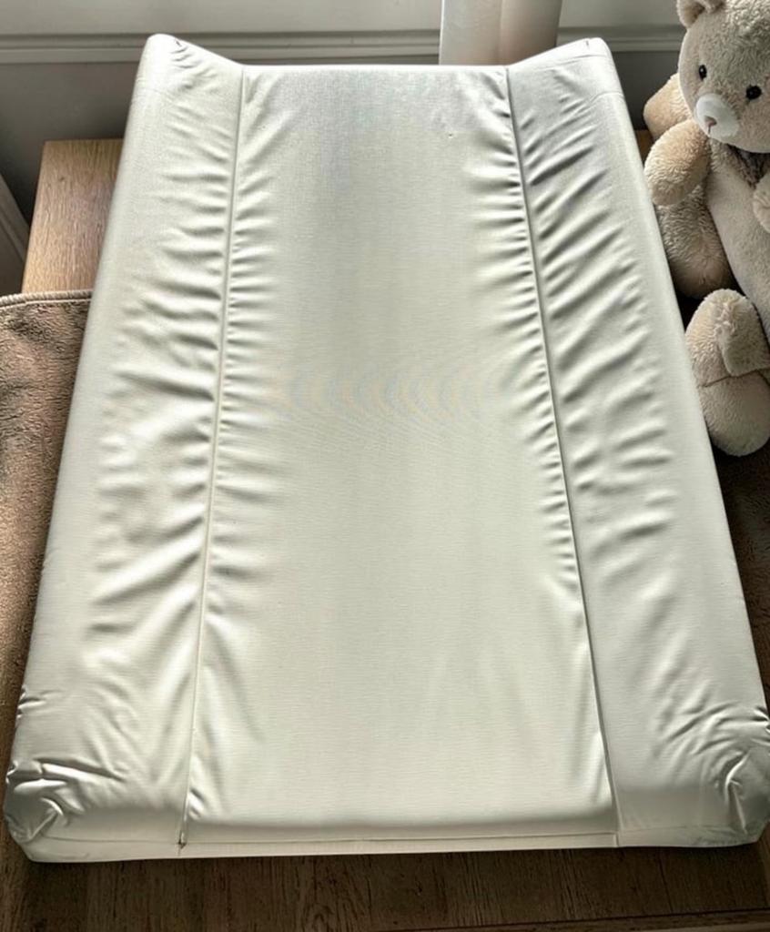 Verzorgingskussen met harde achtergrond (50 x 80cm), Ophalen, Zo goed als nieuw