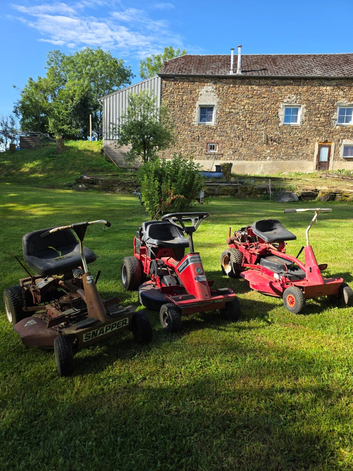 Divers tracteurs et pièces détachées, Enlèvement