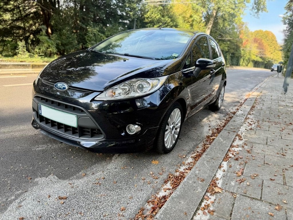 2010 Ford Fiesta 1.4i Automaat Titanium ST PACK !, Stof, 4 cilinders, Zwart, 5 deurs