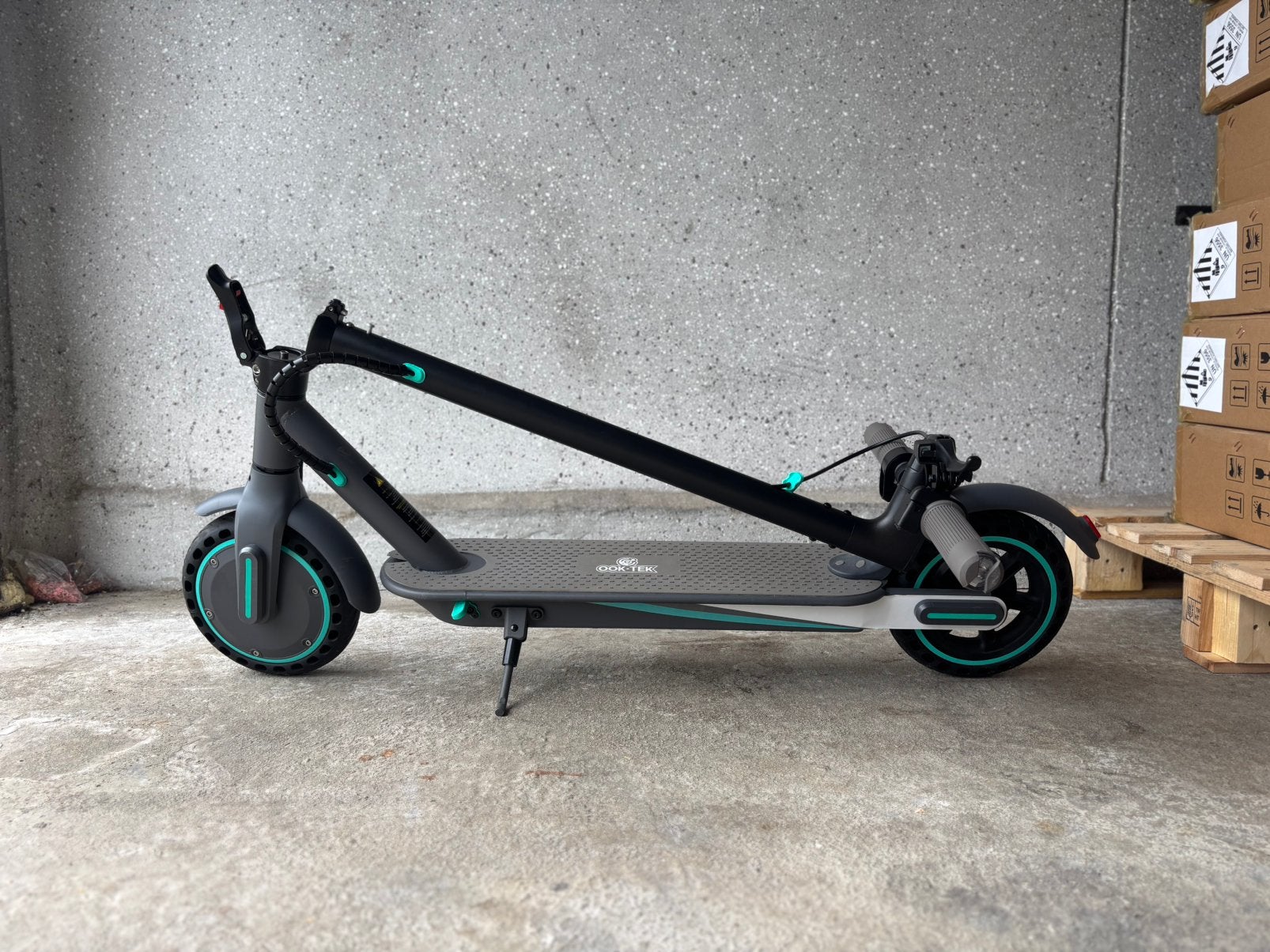 Elektrische step NIEUW IN DOOS /35km/h | GARANTIE & Factuur, Ophalen of Verzenden, Nieuw, Elektrische step (E-scooter)