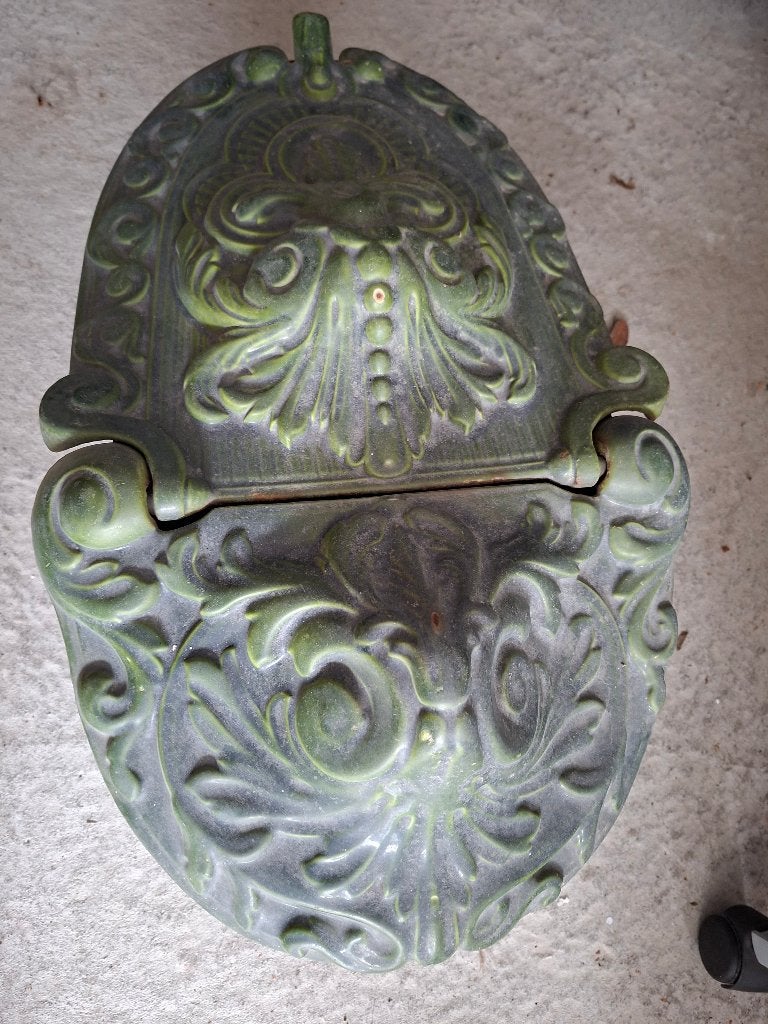 Oude kolenkit uit Frankrijk, Ophalen