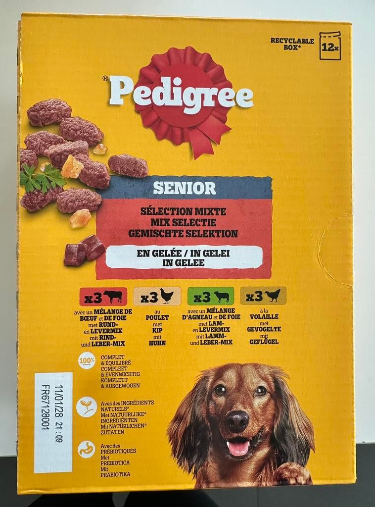 8 dozen Senior Pedigree natte voeding, Ophalen, Hond
