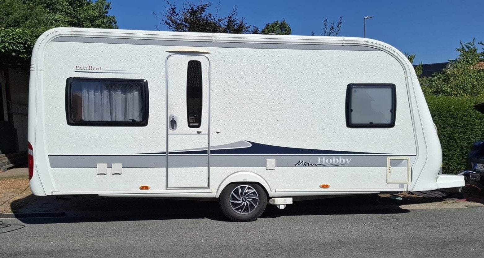 Hobby 495 ufe  Excellent, Rondzit, Hobby, Frans bed, Particulier