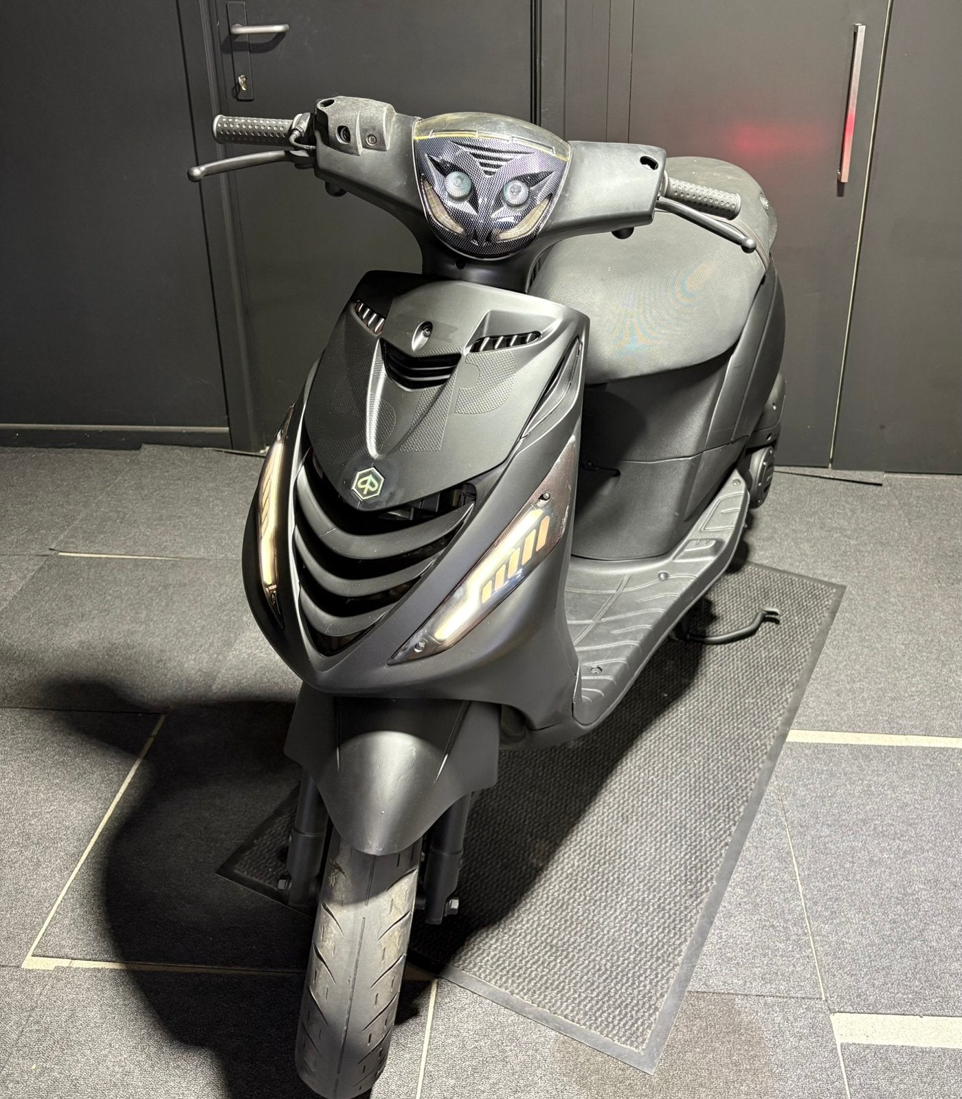 Piaggio Zip 2025 Iget — 4600 km, Ophalen, Zip, Klasse A (25 km/u), Zo goed als nieuw
