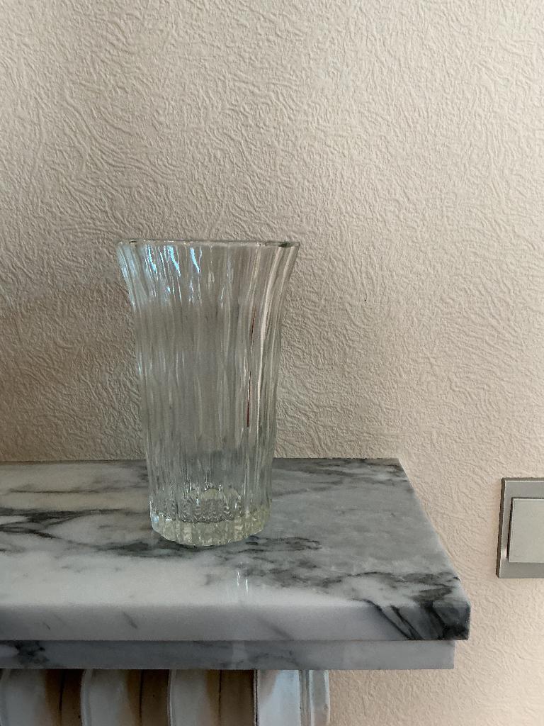 Kristallen vaas, Ophalen