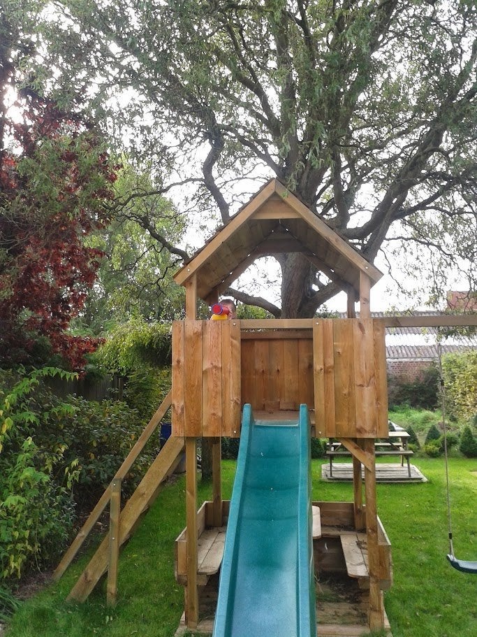 gratis speeltoren, Enfants & Bébés, Jouets | Extérieur | Aires de jeux, Enlèvement, Utilisé, Balançoire