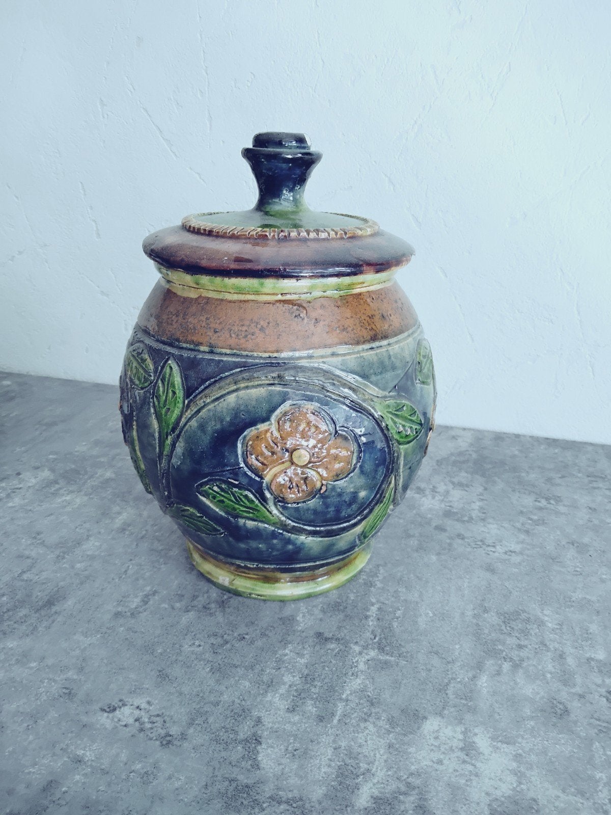 tabakspot poterie flamande, Ophalen