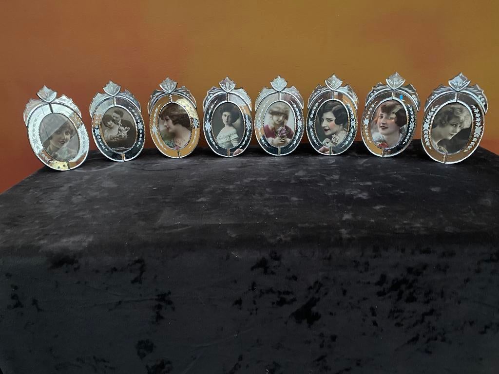 série de 8 cadres photo en verre vénitien, Enlèvement