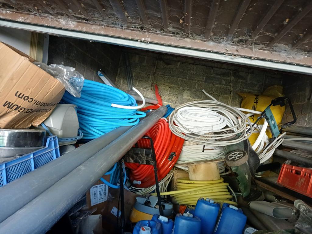 Lot d tuyaux alpex et tuyaux evacuation  en pvc ect...