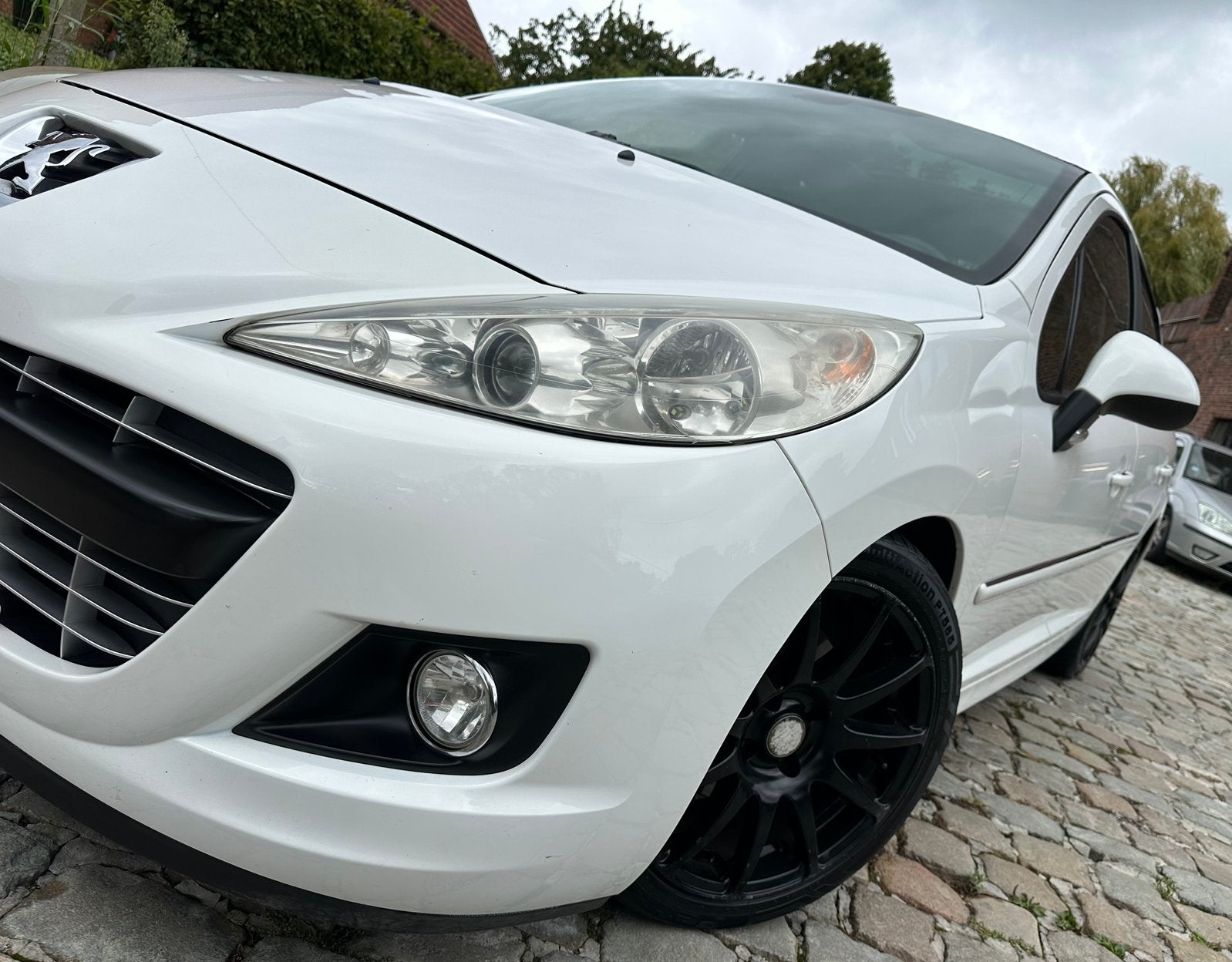 Unieke Peugeot 207 R sport turbo full option gekeurd, Autos, Cuir, Achat, Boîte manuelle, Entretenue par le concessionnaire