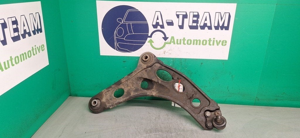 DRAAGARM RECHTS VOOR Opel Vivaro (|8200395034|), Gebruikt, Opel, Opel Automobile GmbH, Kontakt-opel@opel.com