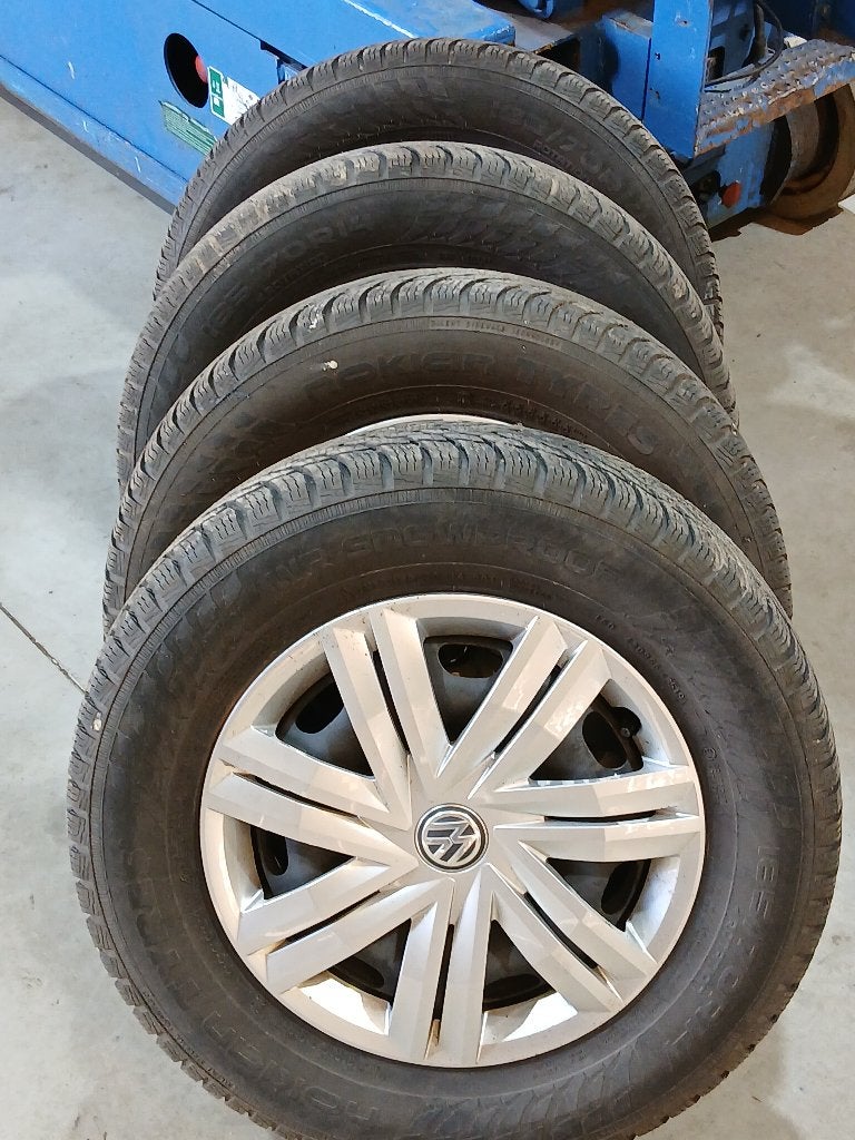 4 Roues D'hiver complet pour VW polo, Autos : Pièces & Accessoires, 14 pouces, Pneus et Jantes, Pneus hiver, Véhicule de tourisme