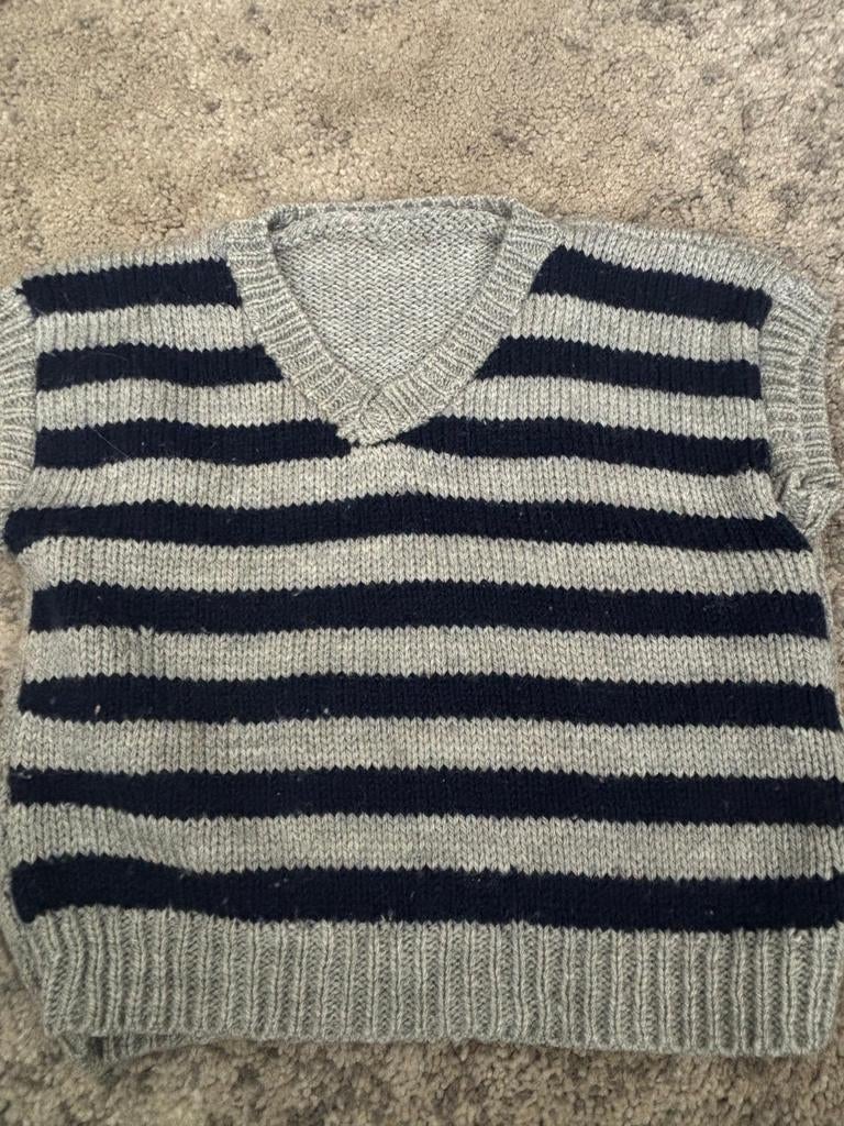 Gebreide gilet jongens, Ophalen of Verzenden, Zo goed als nieuw, Jongen