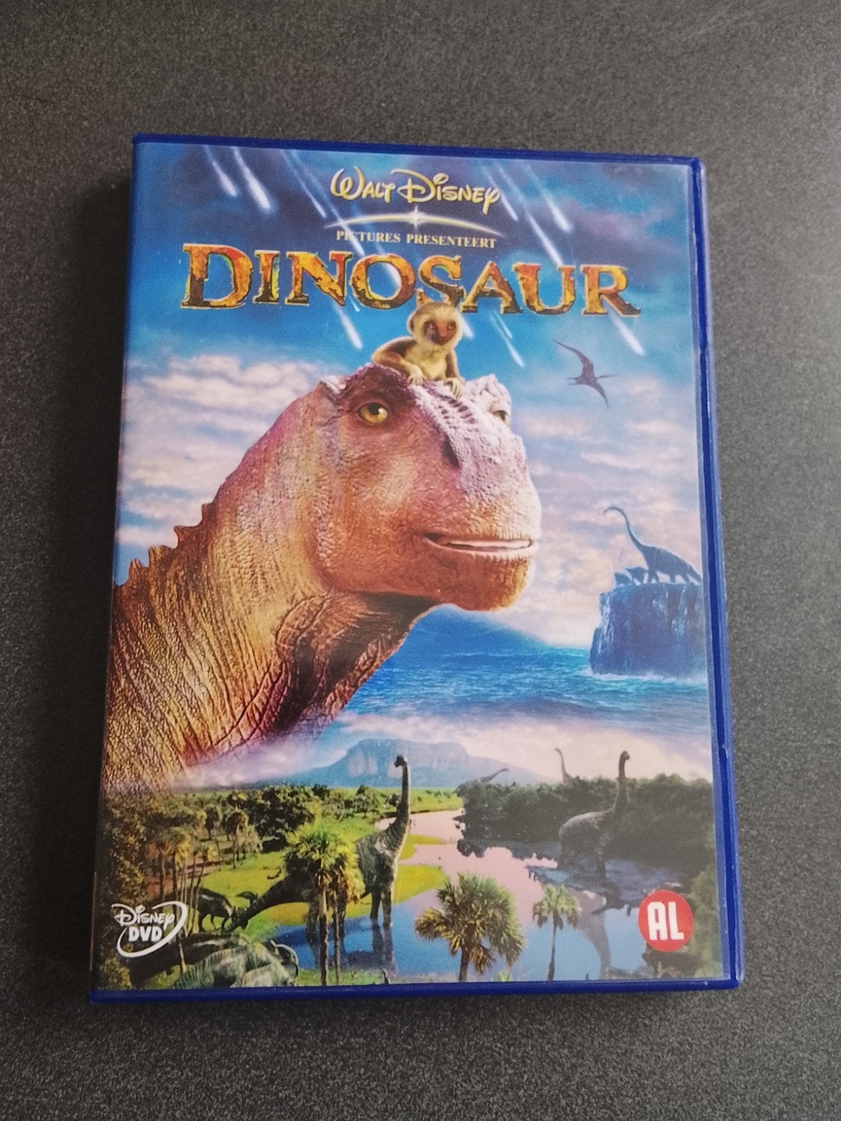 Disney dinosaur, Français, Français, Tous les âges, Comme neuf