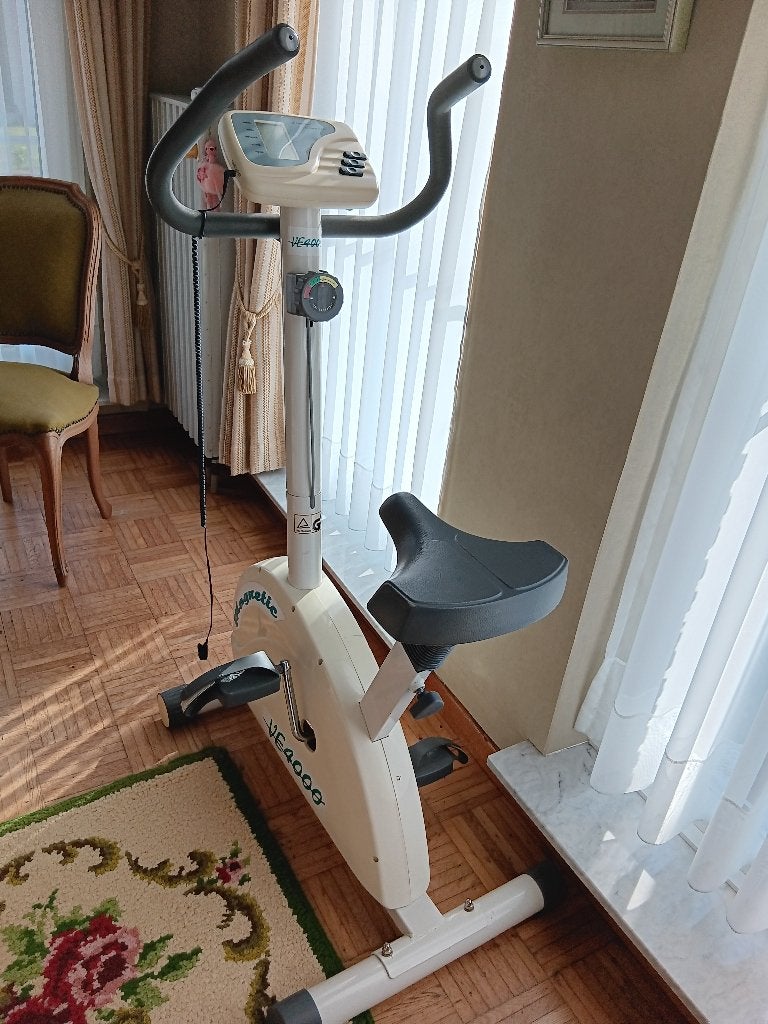 witte hometrainer, magnetic, Sport en Fitness, Fitnessmaterialen, Ophalen