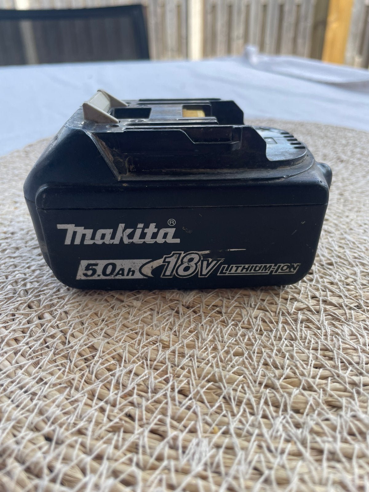 Makita batterij, Ophalen, Zo goed als nieuw