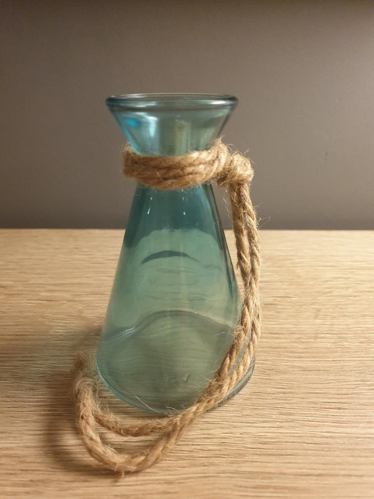 Turquoise klein glazen vaasje 10 cm, Ophalen of Verzenden, Nieuw, Glas, Minder dan 50 cm