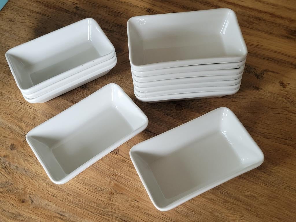 Set van 12 porseleinen schalen Sarreguemines/Topkwaliteit, Ophalen of Verzenden, Zo goed als nieuw, Kom(men), Effen