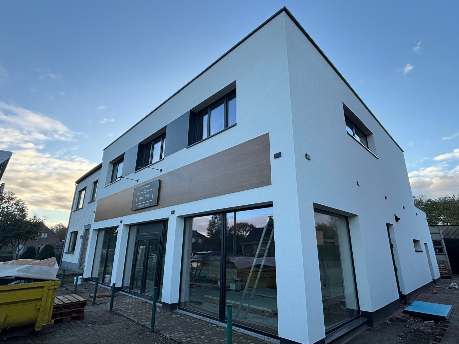 Aannemer gevelrenovatie: crepi/isolatie/kalei/schilderwerk/…, Garantie, Nieuwbouw of Opbouw