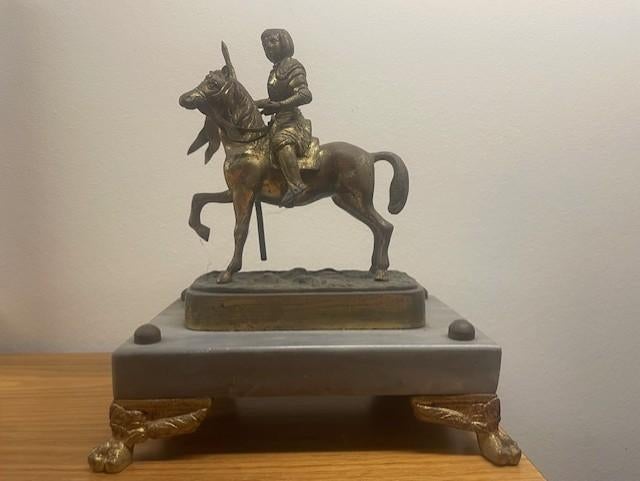 jeanne d'arc brons, Ophalen