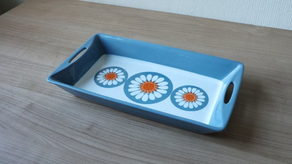 Vintage Dienblad Figgjo Flint Daisy, Gebruikt, Ophalen of Verzenden, Dienblad, Steen/keramiek