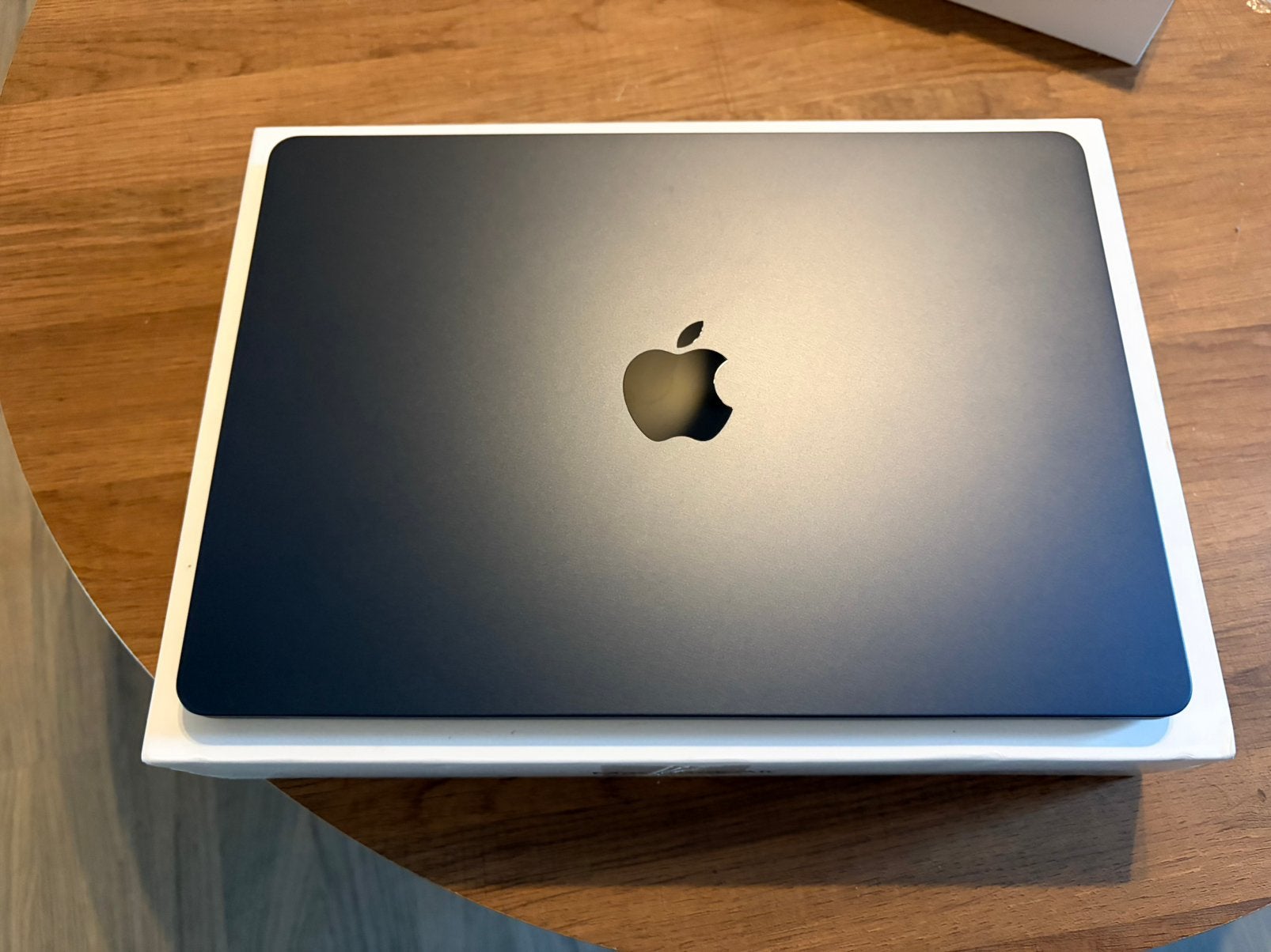 MacBook Air 13.6 M2 Midnight 16gb ram 256gb NIEUW, Ophalen of Verzenden, Zo goed als nieuw, MacBook